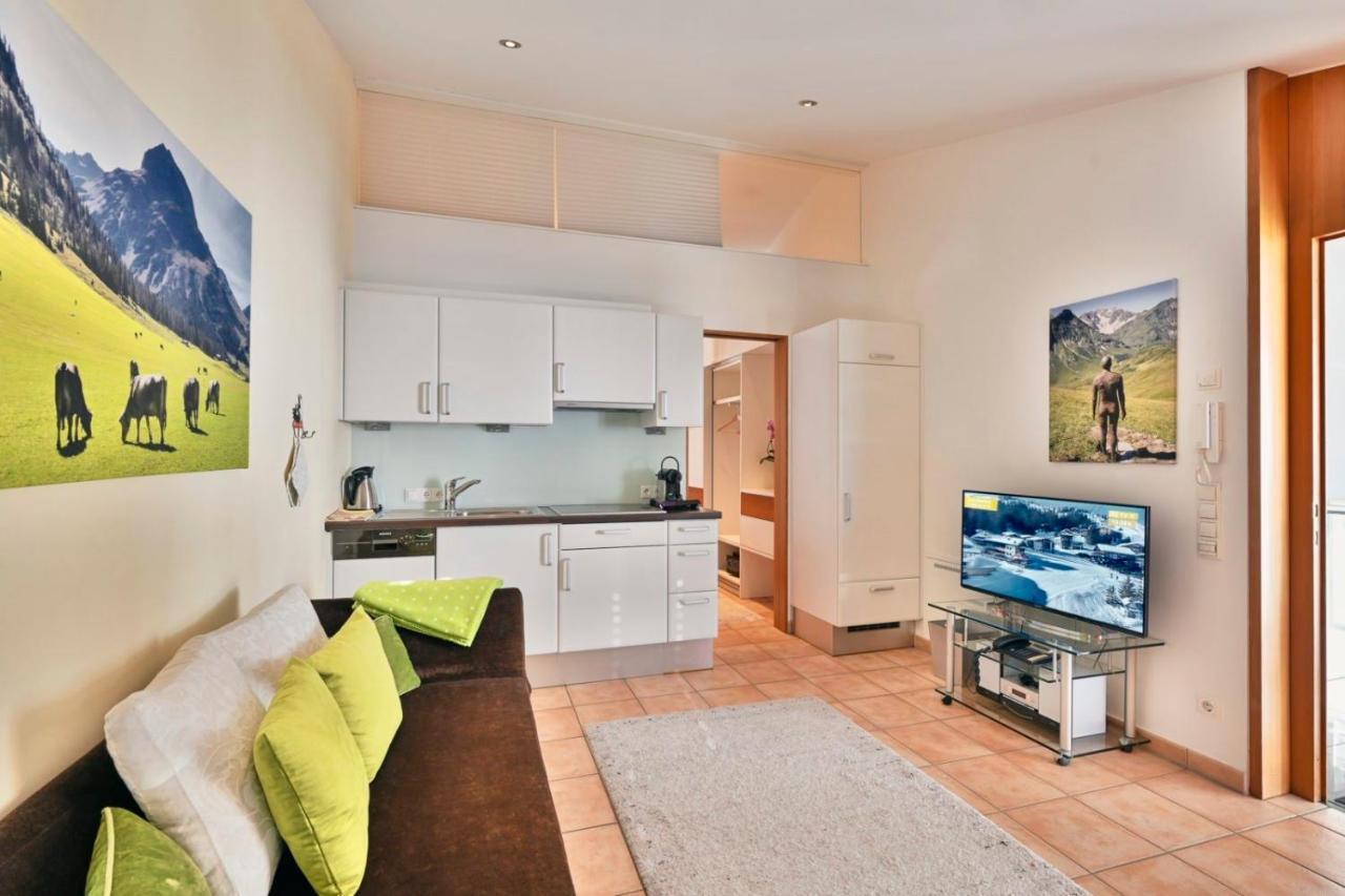לך אם ארלברג Appartements Haus Dr Muxel מראה חיצוני תמונה