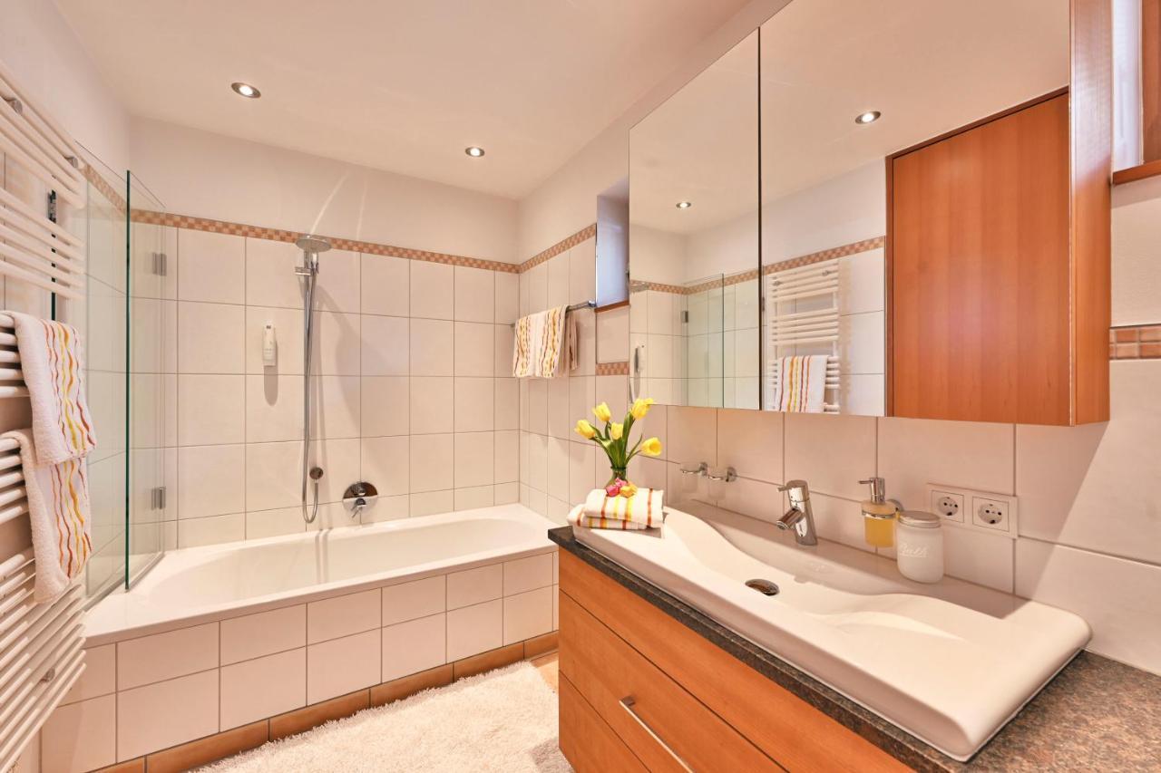לך אם ארלברג Appartements Haus Dr Muxel מראה חיצוני תמונה